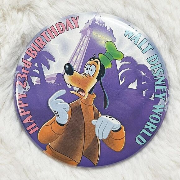 🔮 5/$25 Vintage Disney Goofy 23rd Birthday Disney‎ World Tower of Terror Pin - Picture 1 of 2